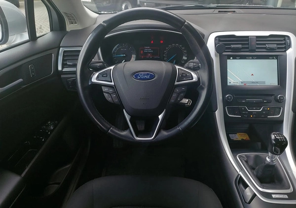 Ford Mondeo cena 62500 przebieg: 122500, rok produkcji 2018 z Tyszowce małe 704